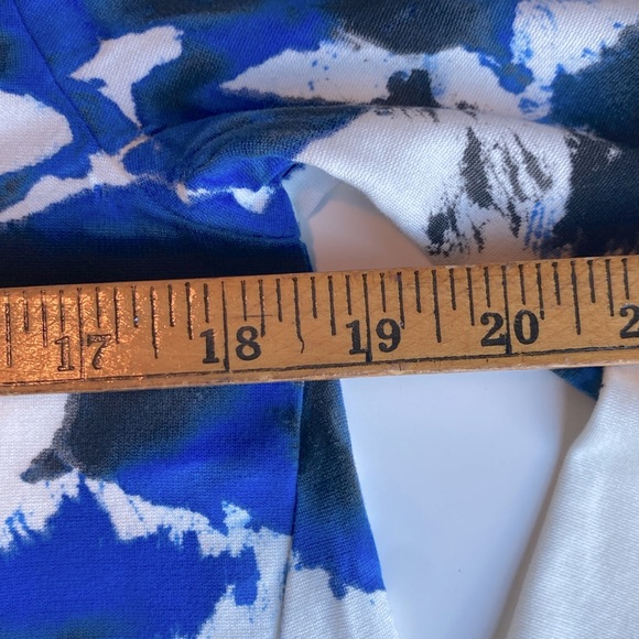 Melarosa Italy 🇮🇹 hand painted tunic and scarf - Picture 9 of 13